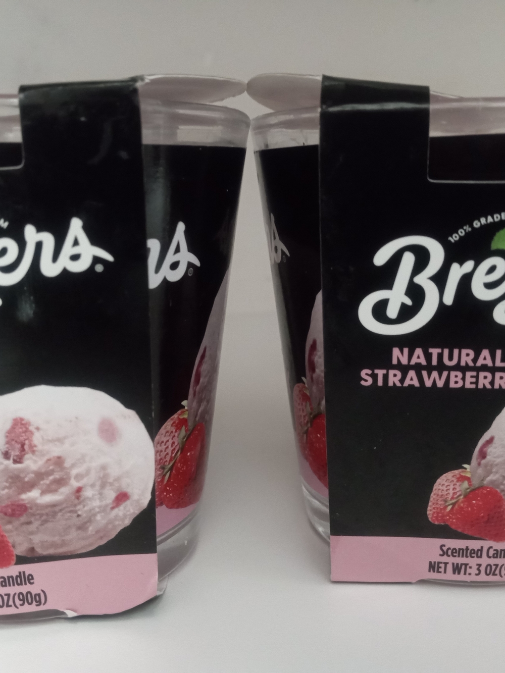 Breyer Strawberry Scented Candle - Black & Pink